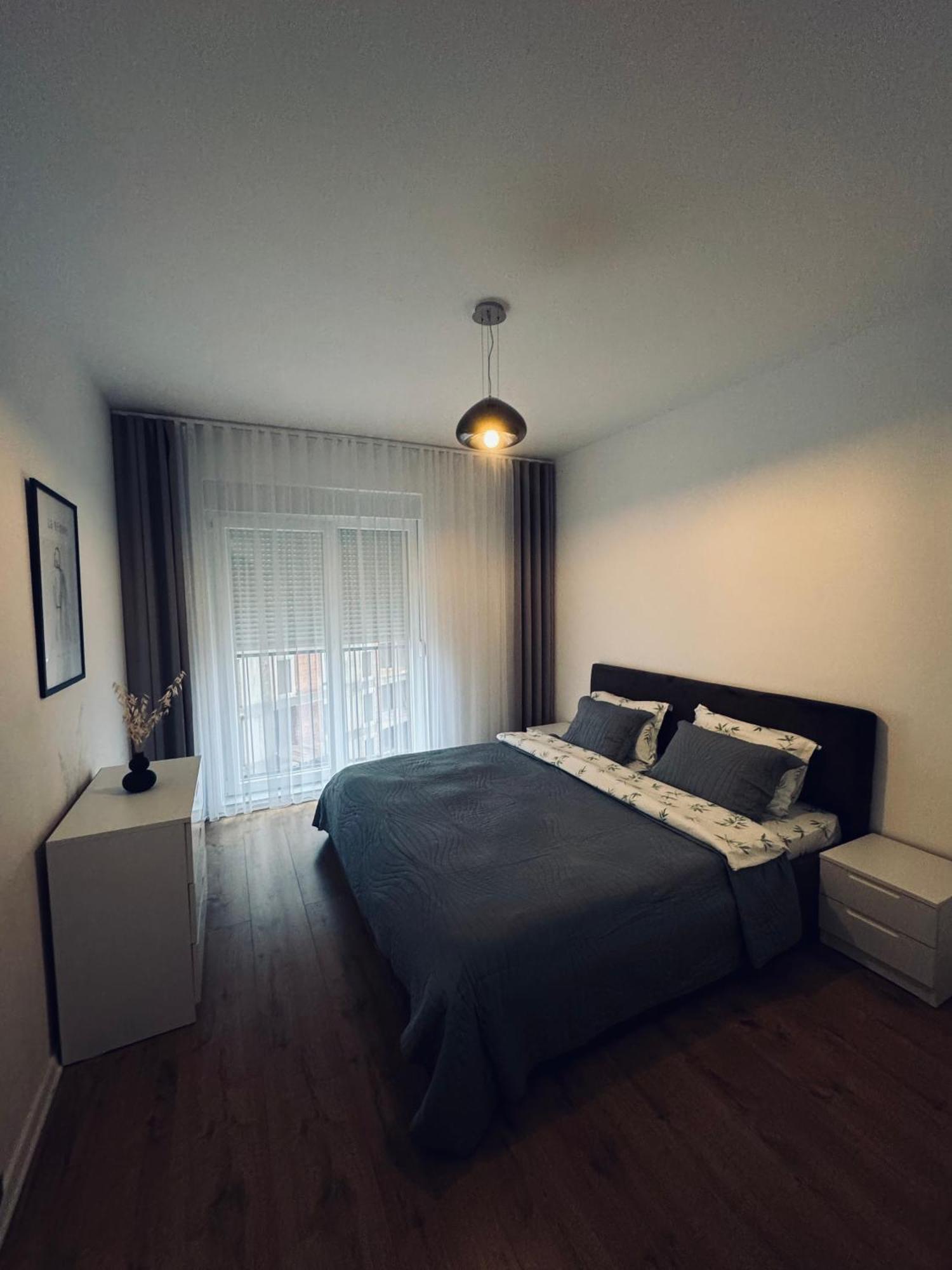 Priam Apartment Pristina Esterno foto